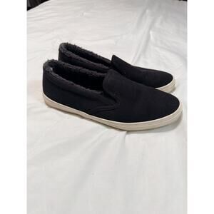 Old navy slip on black sneakers - Unisex Size 8 with fur lining